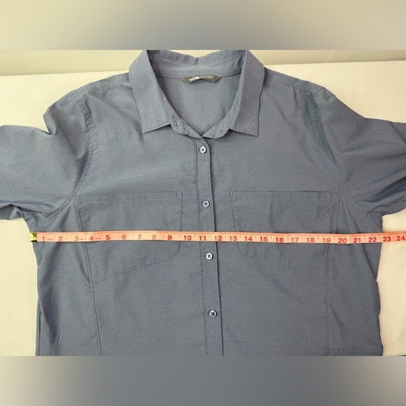 The North Face Light Blue Casual Button Down Shirt Side Pocket Size XL - Picture 9 of 10